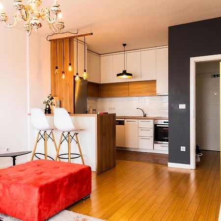 Modern Apartment With A View Feels Like Home Pristina Exterior foto